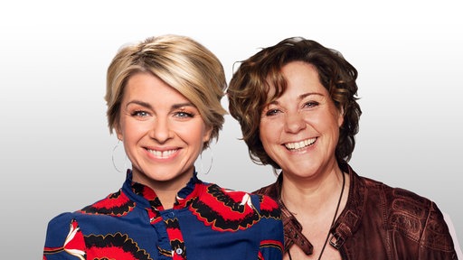 Die WDR 2 Moderatorinnen Sabine Heinrich und Steffi Neu