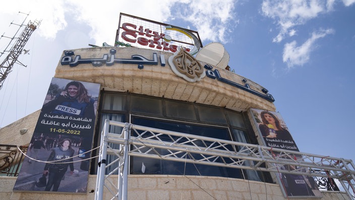 Außenansicht des Büros des Senders Al-Dschasira in Ramallah.