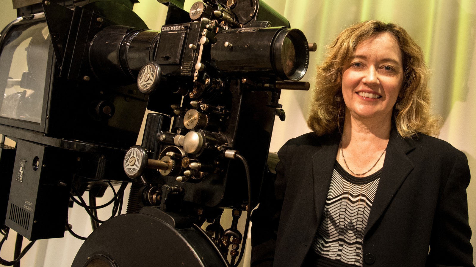 Direktorin des Deutschen Filmmuseums Frankfurt tritt zurück ...