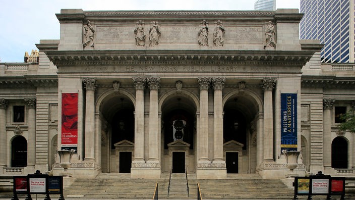 Die New York Public Library in der Fifth Avenue in New York.