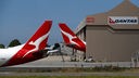 Die australische Fluggesellschaft Qantas lockert ihre Styling-Regeln für das Kabinenpersonal.