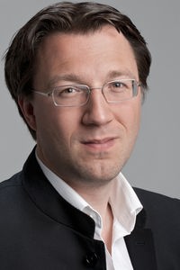 Der Klavierbegleiter Christoph Schnackertz