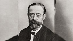 Ein schwarz weiß Porträt des Komponisten Bedřich Smetana 1824 -1884.