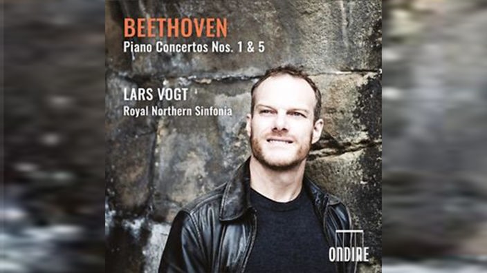 CD-Cover: Klavierkonzerte mit Lars Vogt und Royal Northern Sinfonia