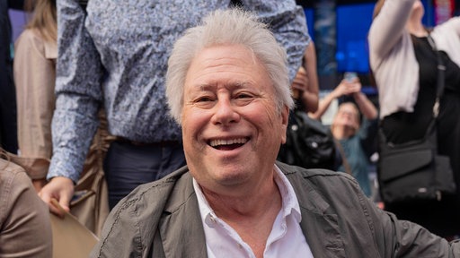 September 19, 2024, New York, New York, United States: Alan Menken attends Little Shop of Horrors unveiling Audrey II Times Square installation in New York on September 19, 2024 to celebrate 5th anniversary of musical revival New York United States