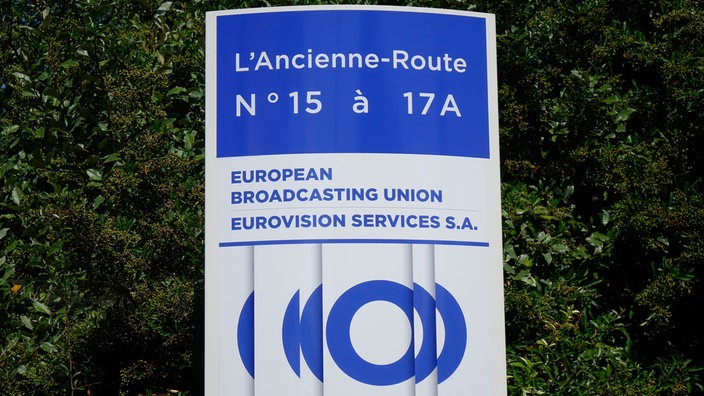 Ein Aufsteller der European Broadcasting Union befindet sich am Hauptsitz in Genf.