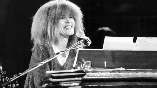 Carla Bley am Klavier. 1981