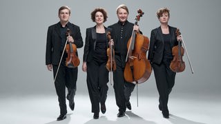 Das Asasello Quartett: Rostislav Kozhevnikov, Barbara Streil, Teemu Myöhänen und Justyna Śliwa