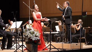 Die Sopranistin Christiane Karg mit dem Kammerorchester Basel (Leitung: Riccardo Minasi) im Jahr 2020.