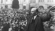 Vladimir Ilyich Lenin bei seiner Ankunft in Moskau im Oktober 1917