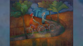 Gemälde "Radfahrt" von Carlo Mense zeigt zwei Radfahrende auf einem Weg zwischen Feldern und Bäumen. 