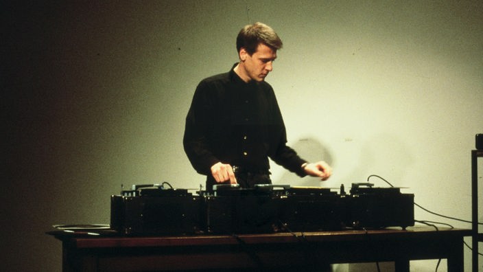 Christian Marclay im Hallwalls in Buffalo, New York, 16. November 1985.