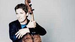 Cellist Maximilian Hornung