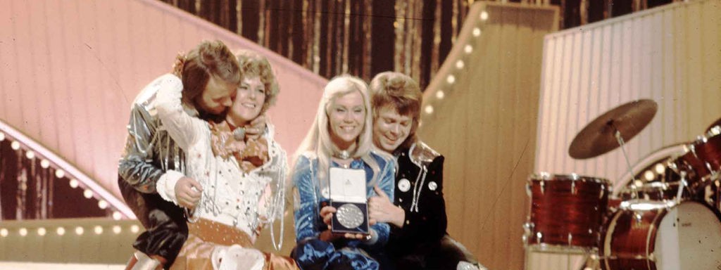 ABBA nach ihrem Sieg beim "Grand Prix d'Eurovision de la Chanson" in Brighton (1974)