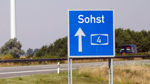 Autobahnschild mit "Sohst"