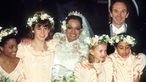 Diana Ross mit Mann und Blumenkindern