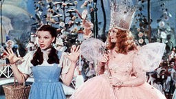 Ein Ausschnitt aus dem Film "Der Zauberer von Oz" - mit "Over the Rainbow" von Harold Arlen