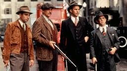 Andy Garcia, Sean Connery, Kevin Costner und Charles Martin Smith,  in "The Untouchables" (1987)