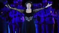 Mireille Mathieu auf der Bühne