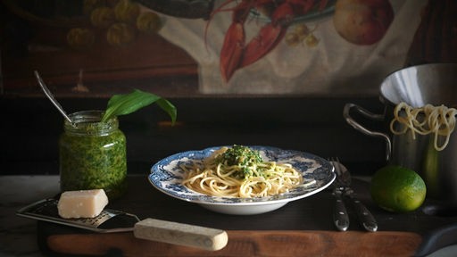 Bärlauch-Pesto zu Spaghetti