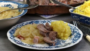 Hämmchen mit Sauerkraut – Kölsche Küche