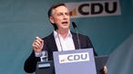 David McAllister (CDU), Mitglied des Europäischen Parlaments, spricht bei einem Wahlkampfauftritt der CDU zur Europawahl am Steinhuder Meer in der Region Hannover.
