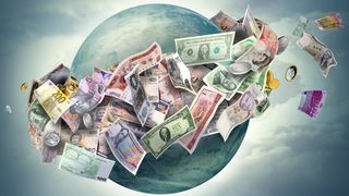 Das Beitragsbild zeigt eine Weltkugel, die umkreist wird von Geldscheinen verschiedener Währungen