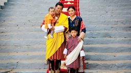 Offizielles Neujahrsfoto 2021 der bhutanischen Königsfamilie