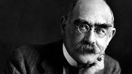 Poträt von Joseph Rudyard Kipling (30. Dezember 1865 – 18. Januar  1936)