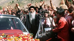  Bhagwan und seine Jünger (Archivbild von 1984)