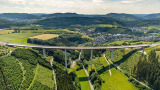 Talbrücke Nuttlar der Bundesautobahn A46