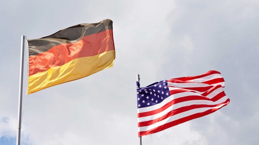 Flaggen der BRD und USA