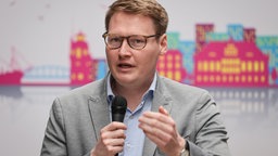 Moritz Körner spricht auf dem FDP-Parteitag am 20.04.2024