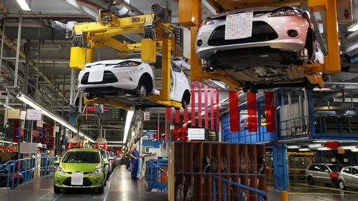 Archivfoto: Ford Fiesta Modelle laufen im Fordwerk Köln durch die Produktion (2011)