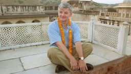 Archivfoto: Der damalige Bundesaußenminister Joschka Fischer (Grüne) beim Besuch des Amber Fort in der Naehe von Jaipur, Indien, 29.09.2000, Jaipur Indien.