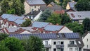 Auf den Dächern der Häuser in Bottrop befinden sich zahlreiche Solaranlagen.