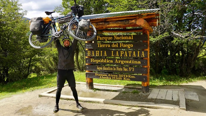 Darius Braun ist 21.000 Kilometer, von Kanada bis Feuerland, mit dem Rad gefahren