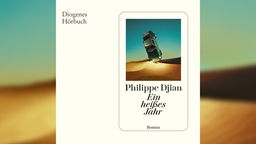 Das Cover zum Buch "Ein heißes Jahr" von Philippe Dijan zeigt einen grünen Porsche der wie aus der Luft gefallen, senkrecht auf einer Sanddüne steht.