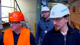 Siemens-Mitarbeiter mit Helm