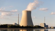 Government Considers Allowing Remaining Nuclear Power Plants To Operate Longer