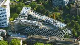  Büro- und Geschäftshaus "KAP1" mit integrierter Düsseldorfer Zentralbibliothek am Karl-Arnold-Platz in Düsseldorf