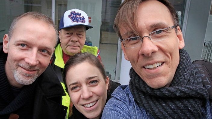 Selfie mit Anhalter, v.l.n.r. Stephan Beuting, Heinrich Kurzrock, Angela Müller und Sven Preger