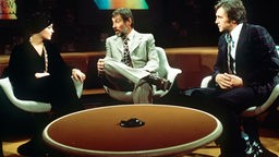 Dietmar Schönherr mit Romy Schneider und Bubi Scholz 1974 in der Talk-Show "Je später der Abend"