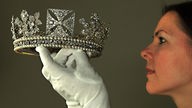 Eiserne Krone von Monza: Goldener Stirnreif, reich verziert