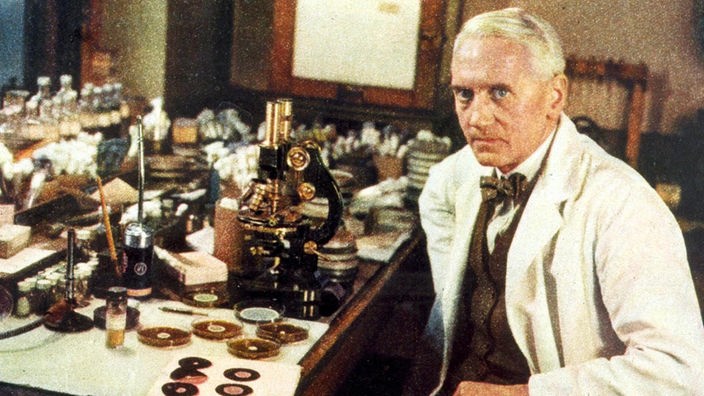 Alexander Fleming in seinem Labor, 1943
