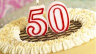 Geburtstagskuchen mit der Zahl 50