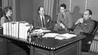 George H. Gallup (re) und Mitarbeiter seines Instituts, 1944