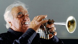 Maurice André spielt Trompete