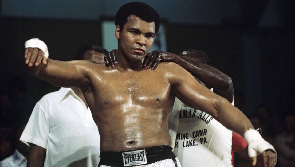 Der schwarze Boxer Muhammad Ali vor dem Kampf