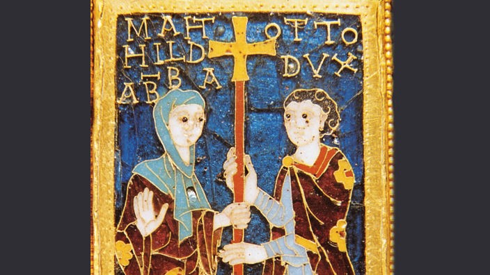 Äbtissin Mathilde II. von Essen mit ihrem Bruder Otto auf der Stifterplatte des Otto-Mathilden-Kreuzes aus der Zeit um 1000